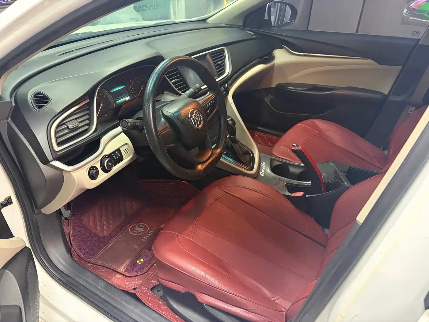 Buick Excelle 2015 15N Automatic Elite фото 3