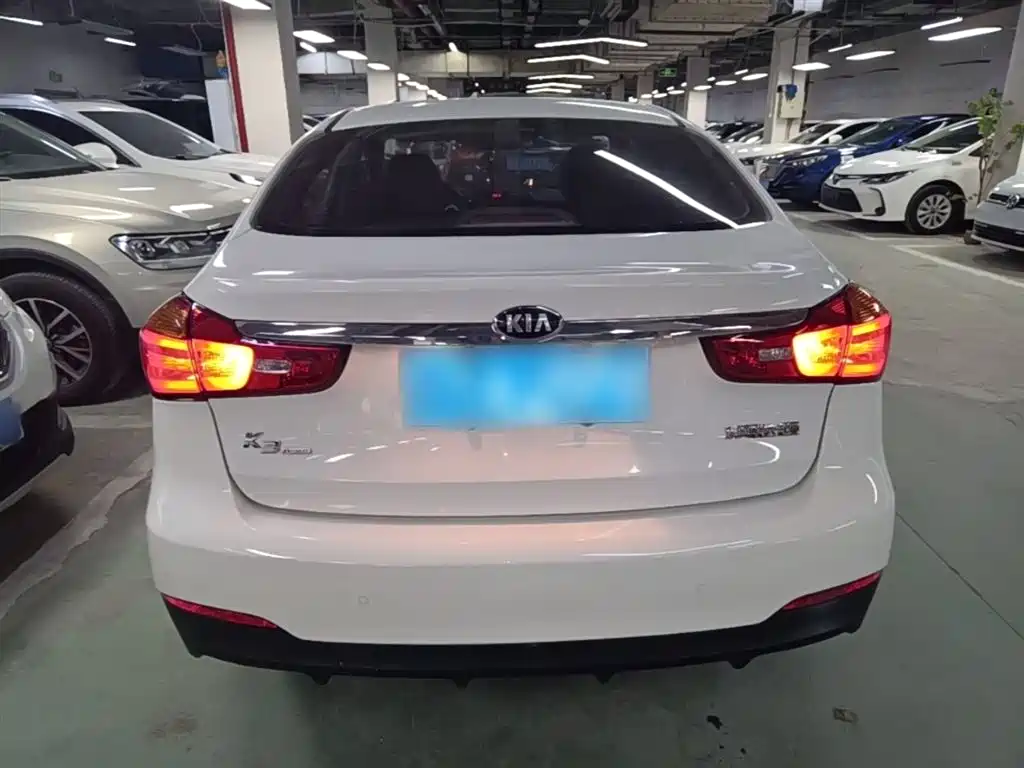 Kia K3 2015 1.6L Automatic GLS фото 6