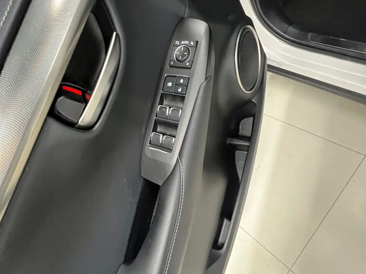 Lexus NX 2020 200 AWD F Sport China VI фото 12