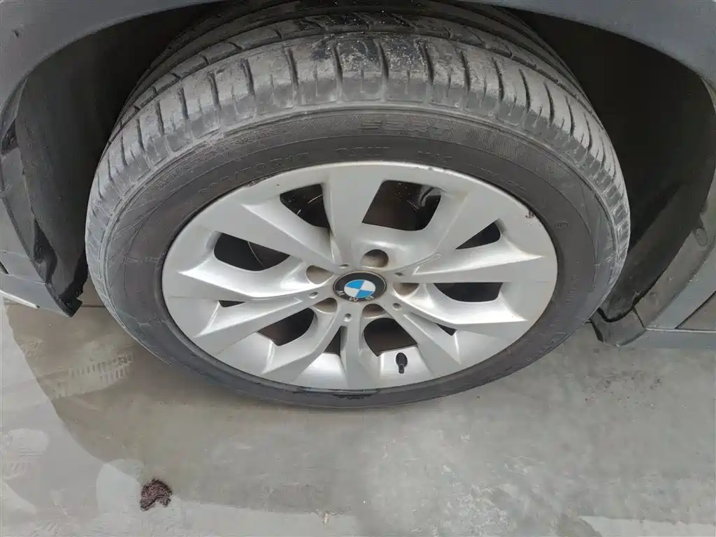 BMW X1 2014 sDrive18i Fashion Edition фото 25