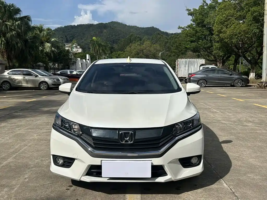 Honda Greiz 2017 2016 1.5L CVT Classic Edition