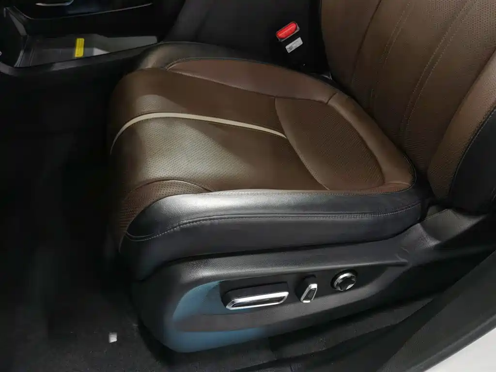 HONDA UR-V
