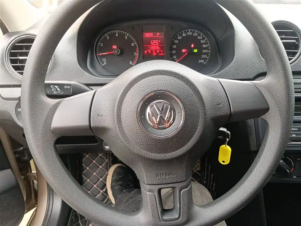 Volkswagen Jetta 2015 Value Edition 1.6L Automatic Fashion фото 7