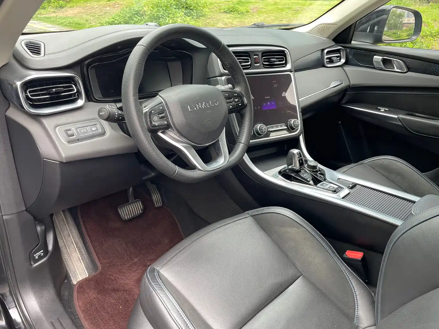 Lynk & Co 01 EM-P 2018 1.5T PHEV Power China V фото 7