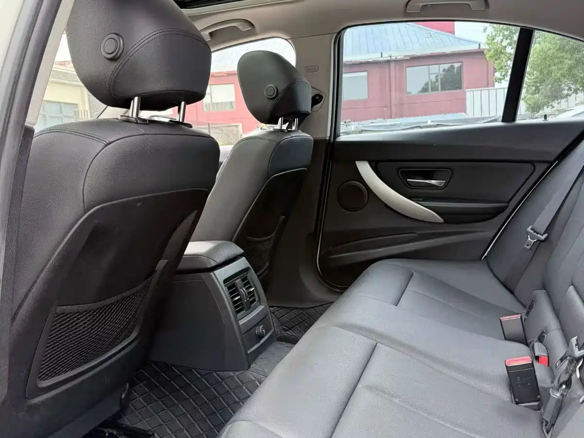 BMW 3 Series 2015 320i Super Joy Fashion фото 6