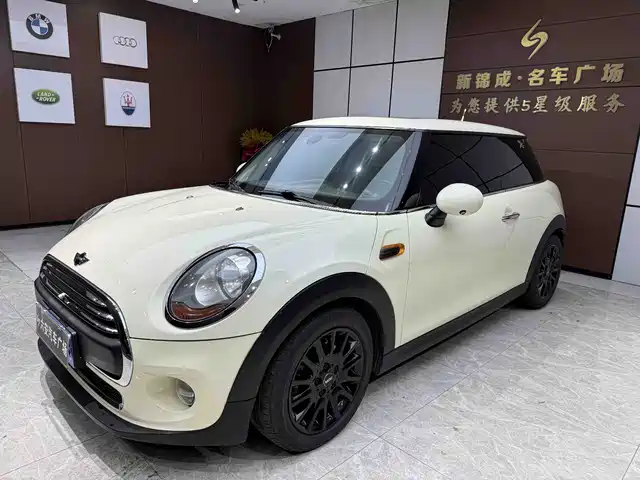 MINI 