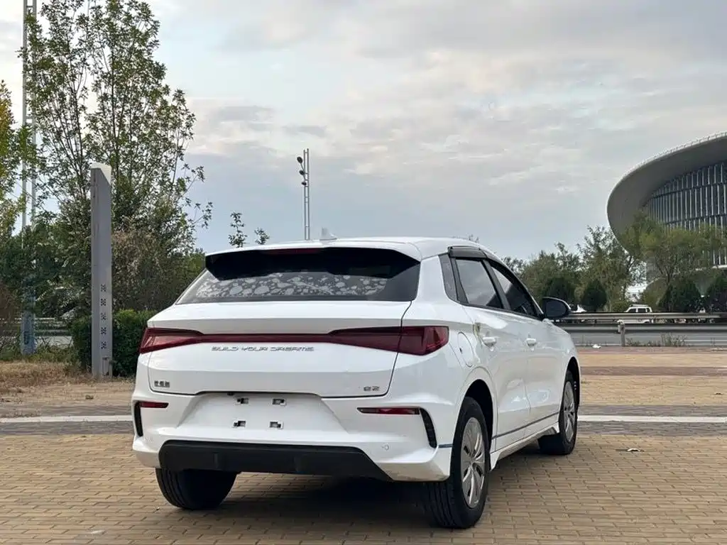 Фото 4 - BYD e2