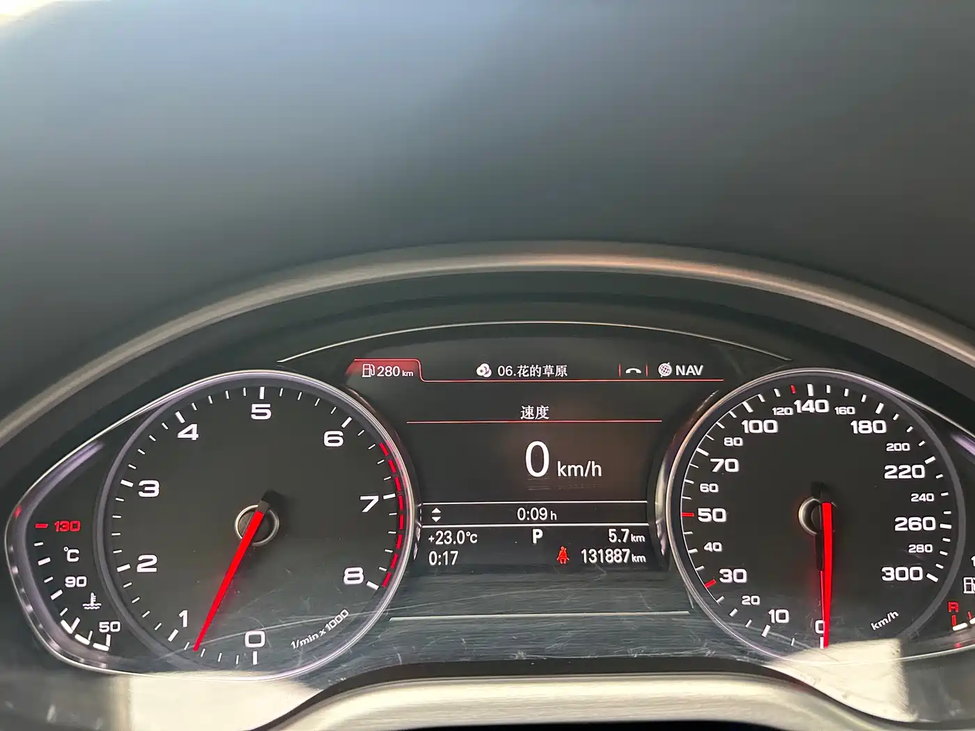 Audi A8 2012 A8L 45 TFSI quattro Luxury фото 13