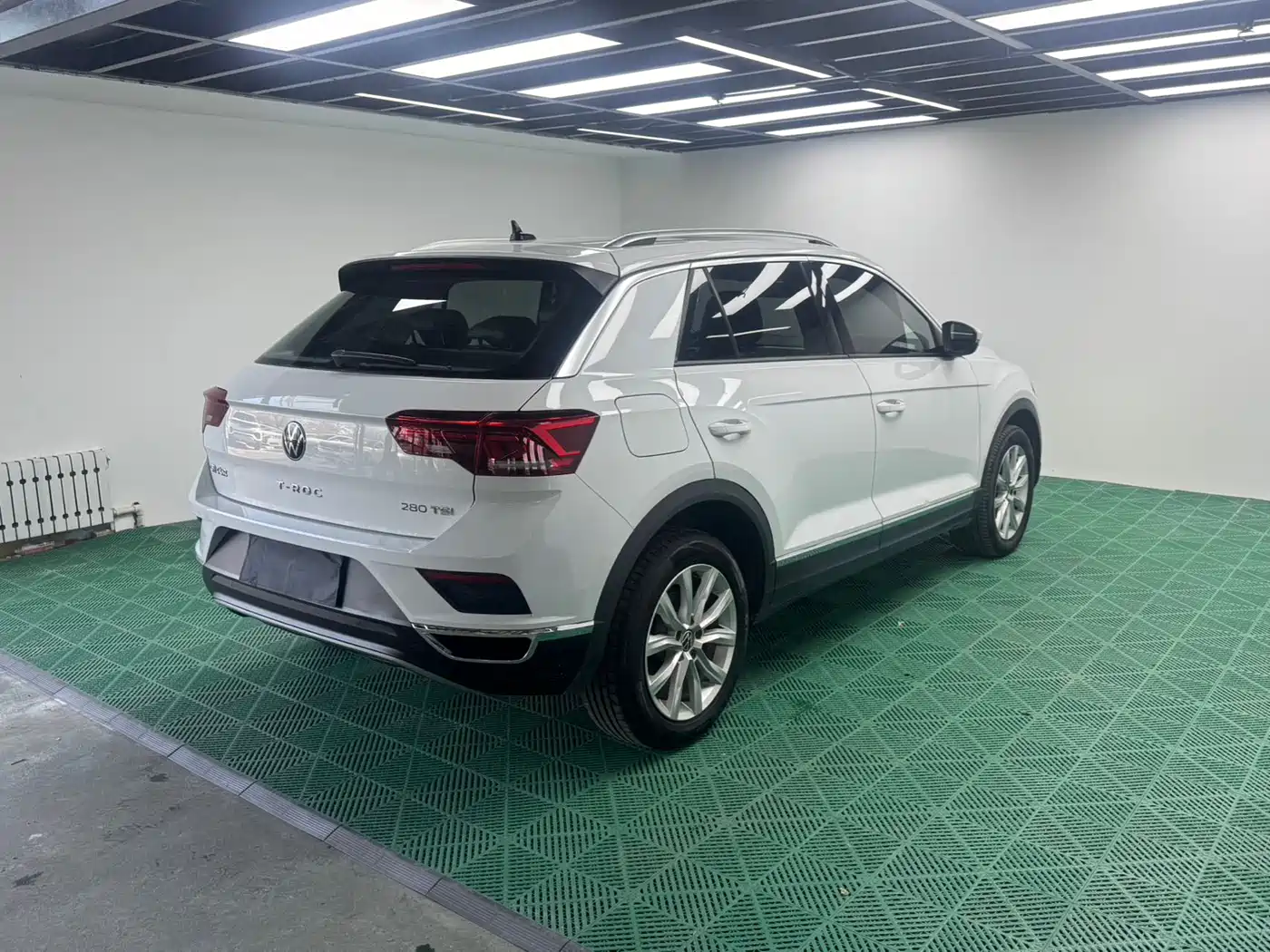 VOLKSWAGEN T ROC EXPLORING SONGS