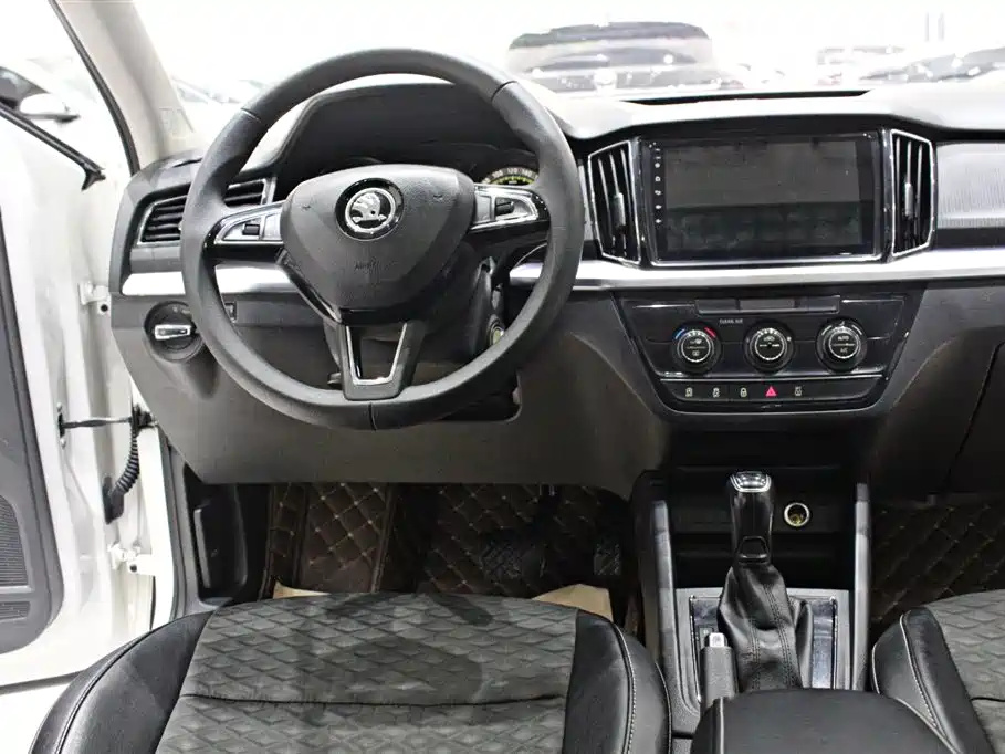 Škoda Kamiq 2021 1.5L Auto Comfort Edition фото 9