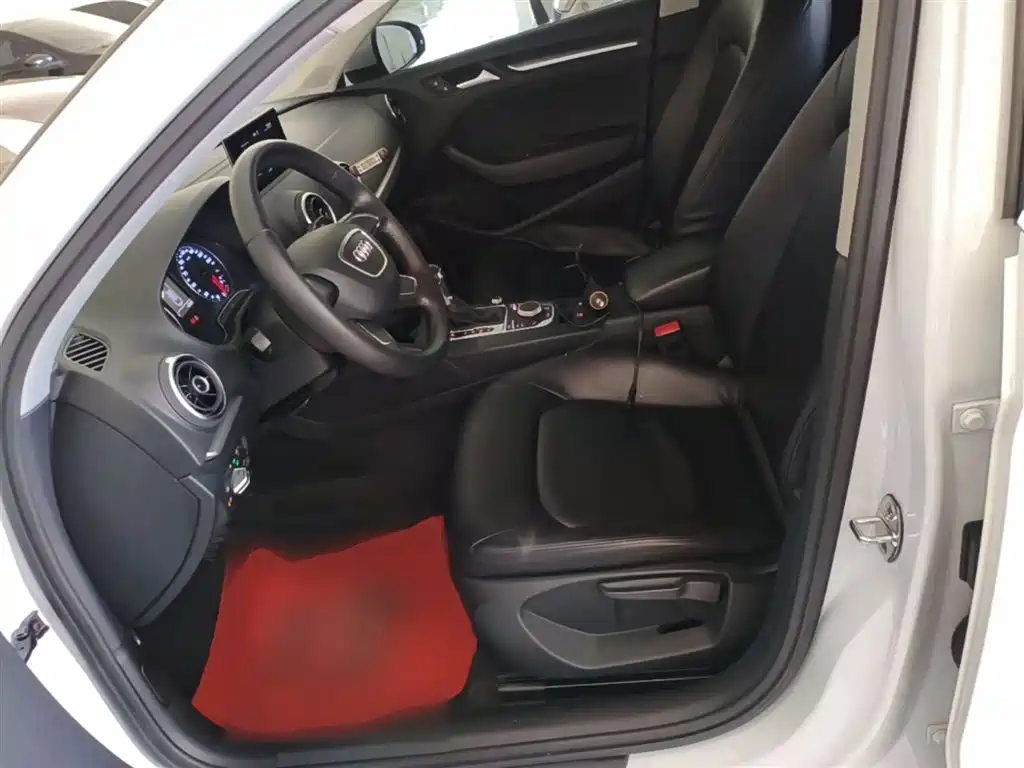 Audi A3 2014 Limousine 35 TFSI Auto Progressive фото 15