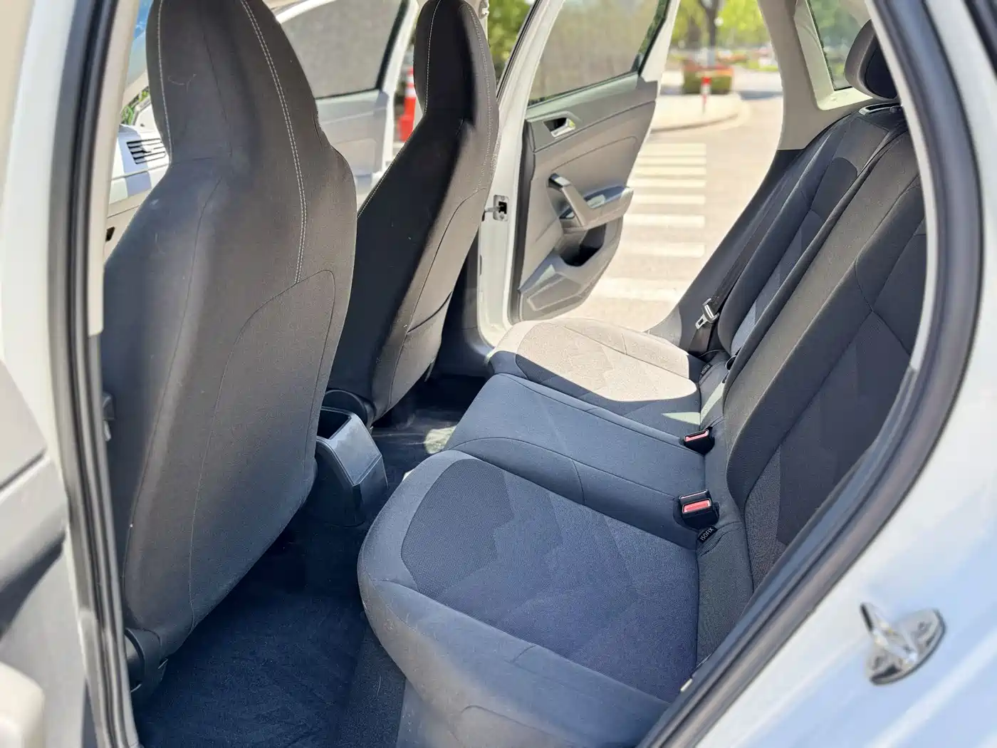 Volkswagen Polo 2023 Facelift Plus 1.5L Auto Joyful Living Edition фото 9