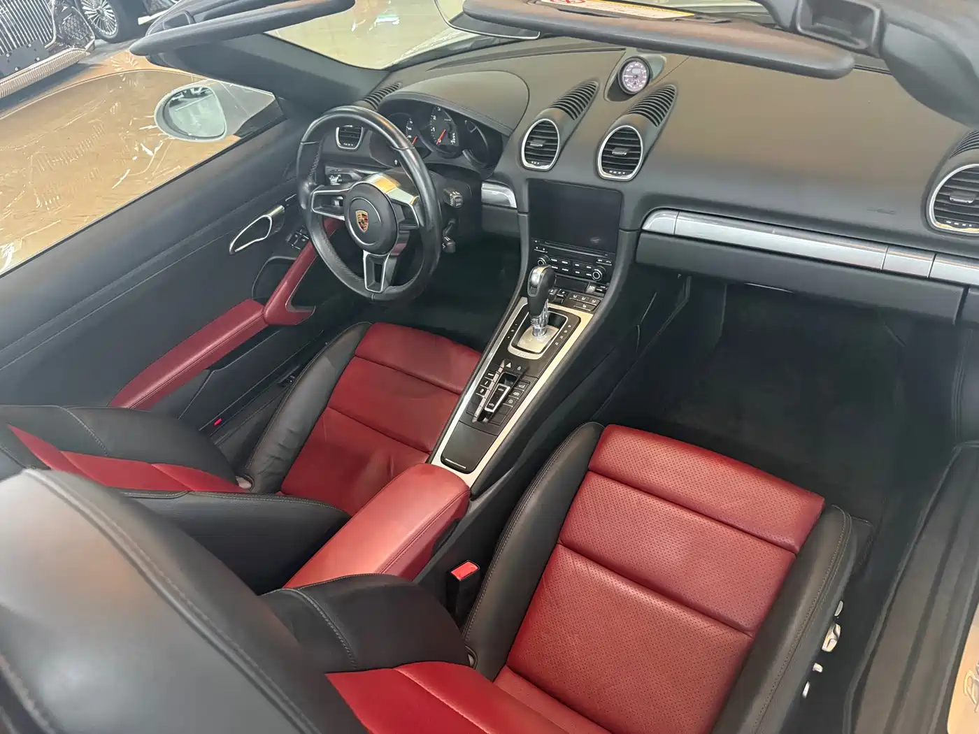 Porsche 718 2018 Boxster 2.0T фото 8