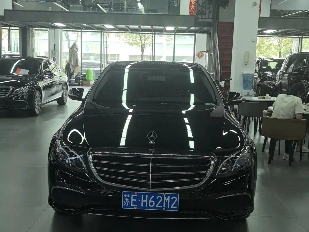 Mercedes-Benz E-Class 2019 E 300 L Luxury фото 2