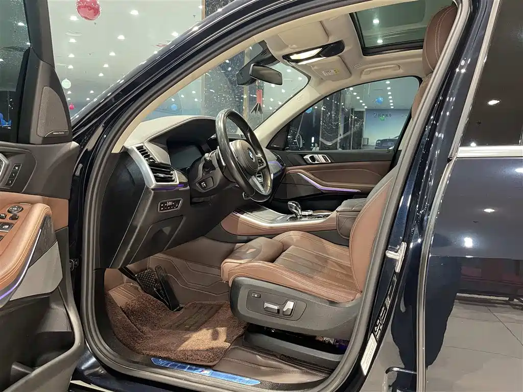 BMW X5 (Import) 2020 xDrive40i M Sport Package фото 4