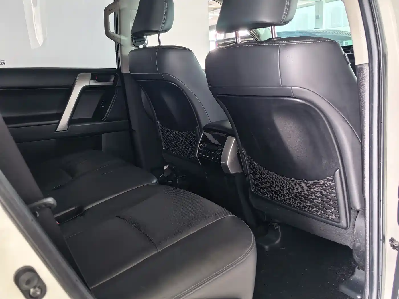 Toyota Prado 2019 3.5L Automatic TX-L Zunxiang Edition with Rear-mounted Spare Tire фото 10