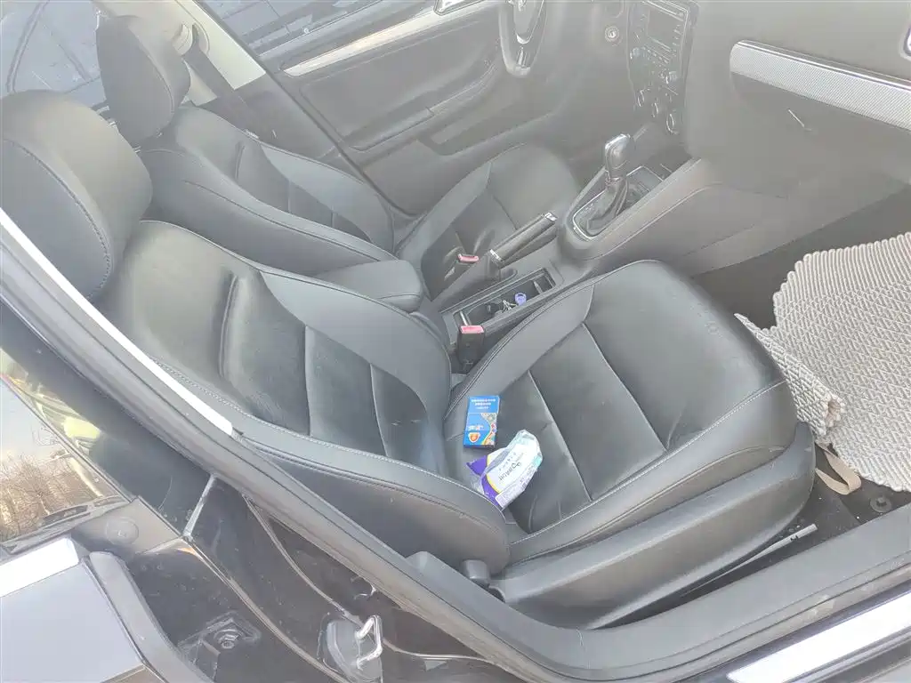 Volkswagen Sagitar 2015 230TSI Automatic Comfort фото 20