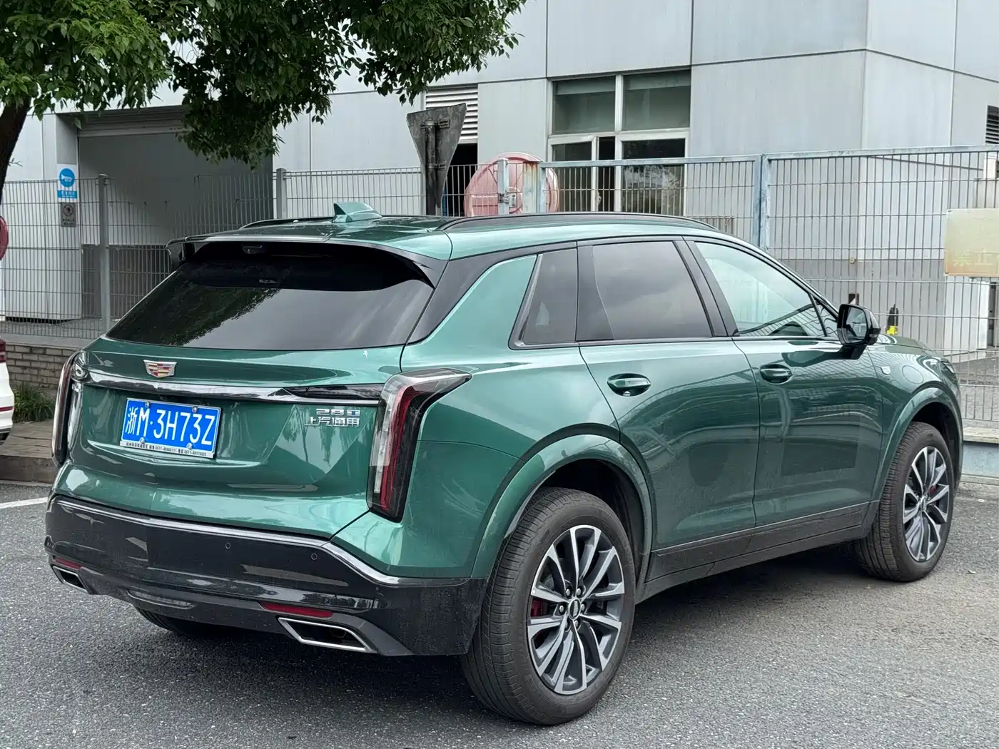 Cadillac XT5 2026 2.0T Premium Model фото 6