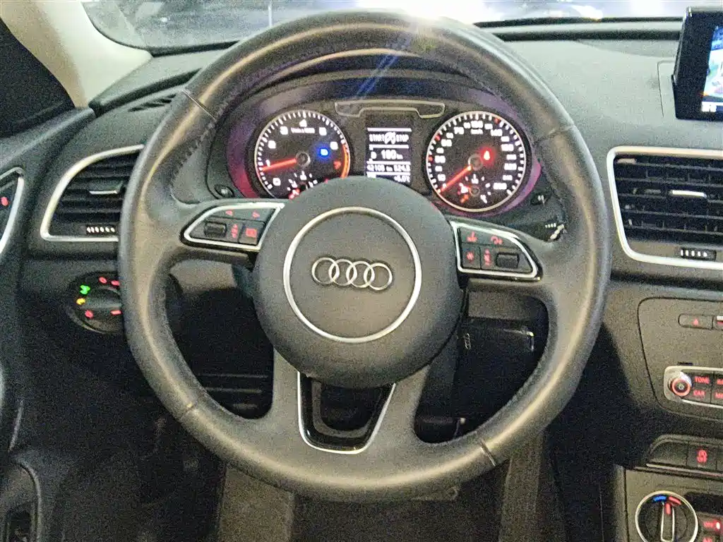 Audi Q3 2017 35 TFSI Fashion фото 11