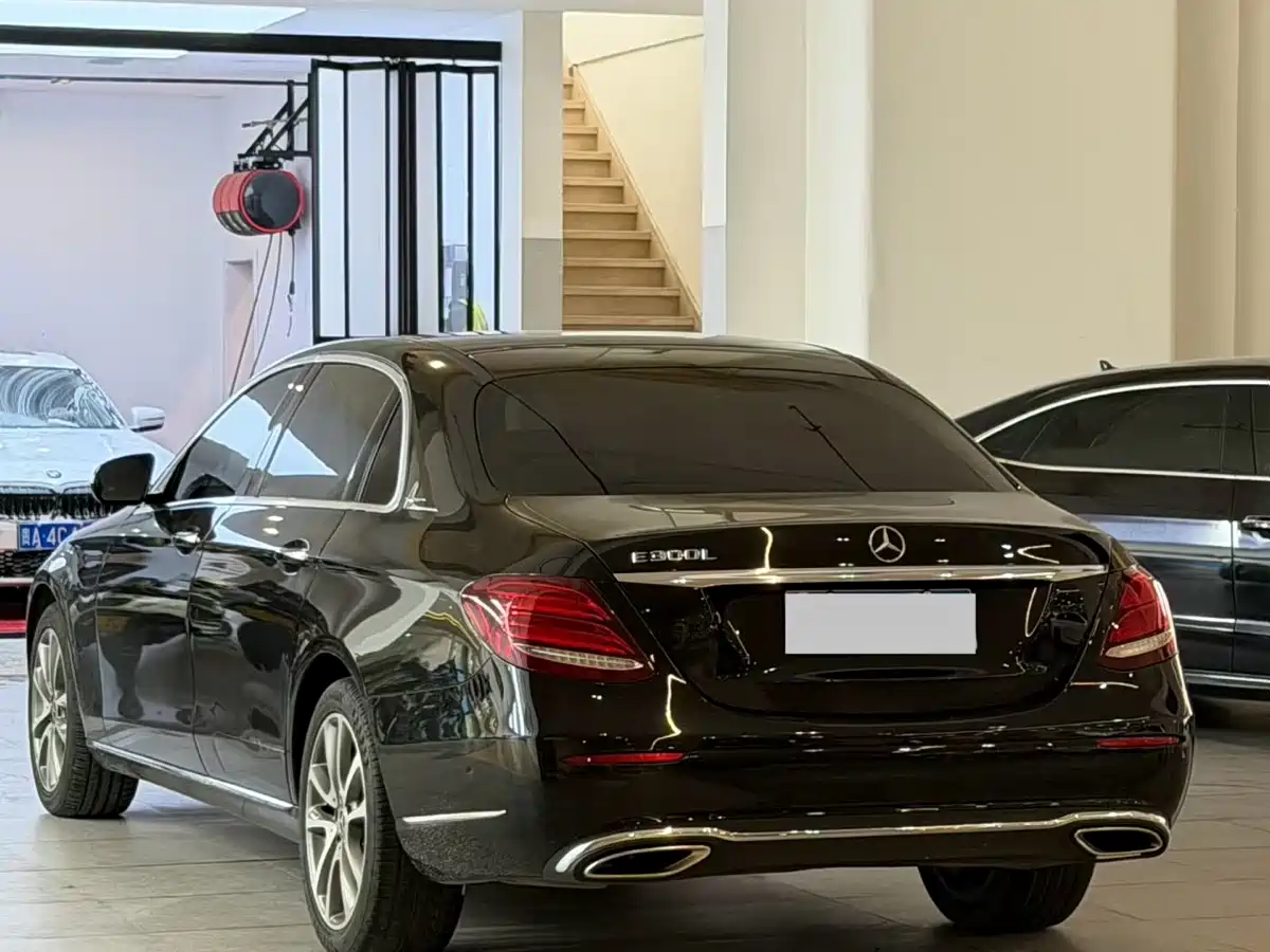 Mercedes-Benz E-Class 2016 E 200 L фото 7