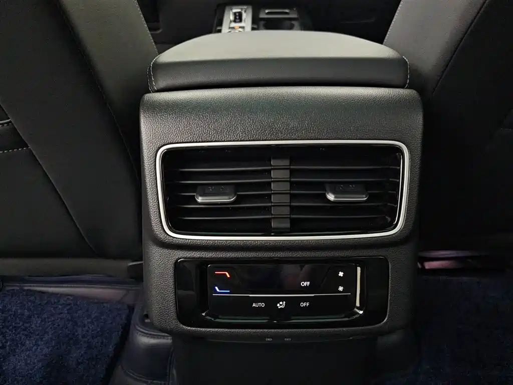 Volkswagen Talagon 2023 380TSI 4WD R-Line Touring Edition фото 13