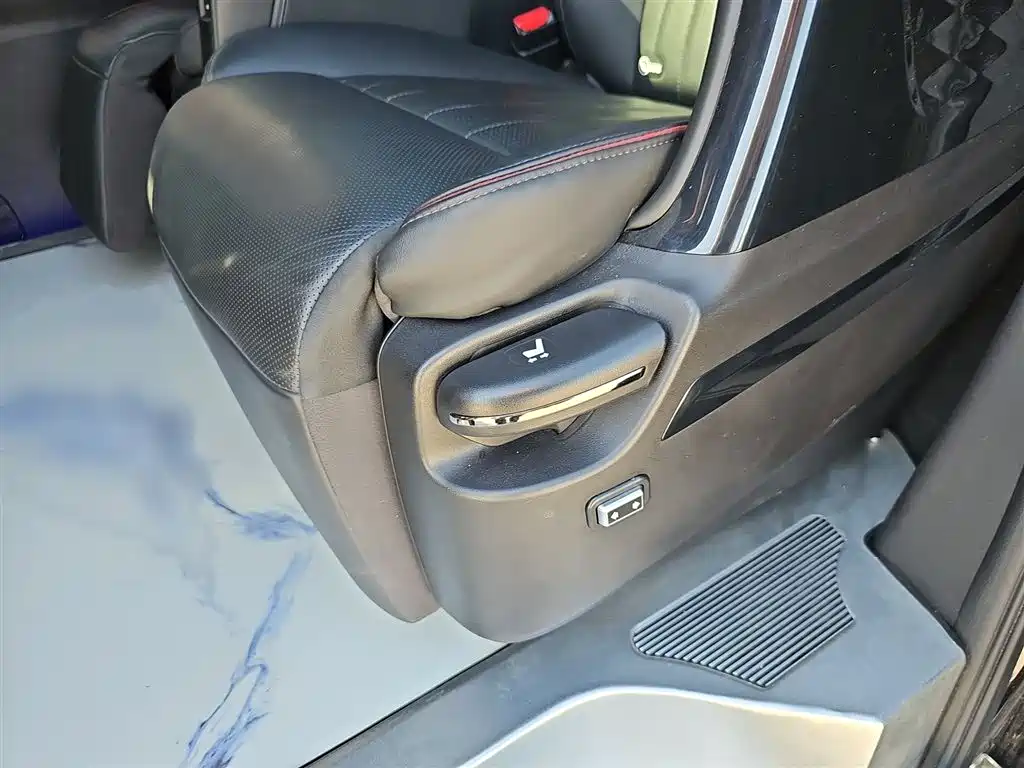 GAC Trumpchi Trumpchi M8 2023 Model Master Series 400T Ultimate Edition фото 19