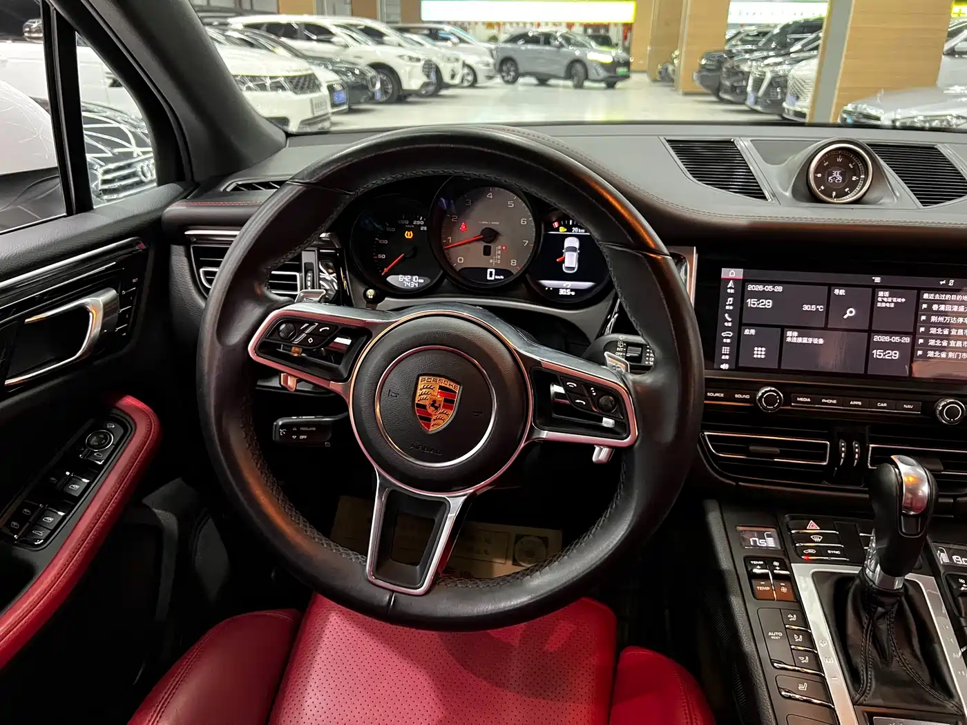 Porsche Macan 2018 Macan S 3.0T фото 8