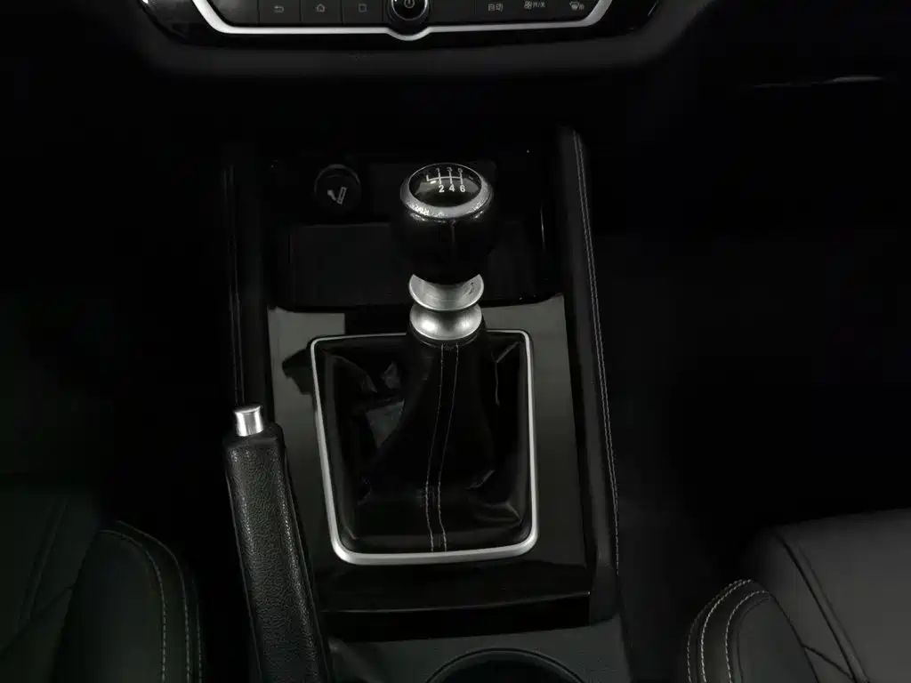 BYD Song 2021 2021 Classic Edition 1.5T Manual Luxury