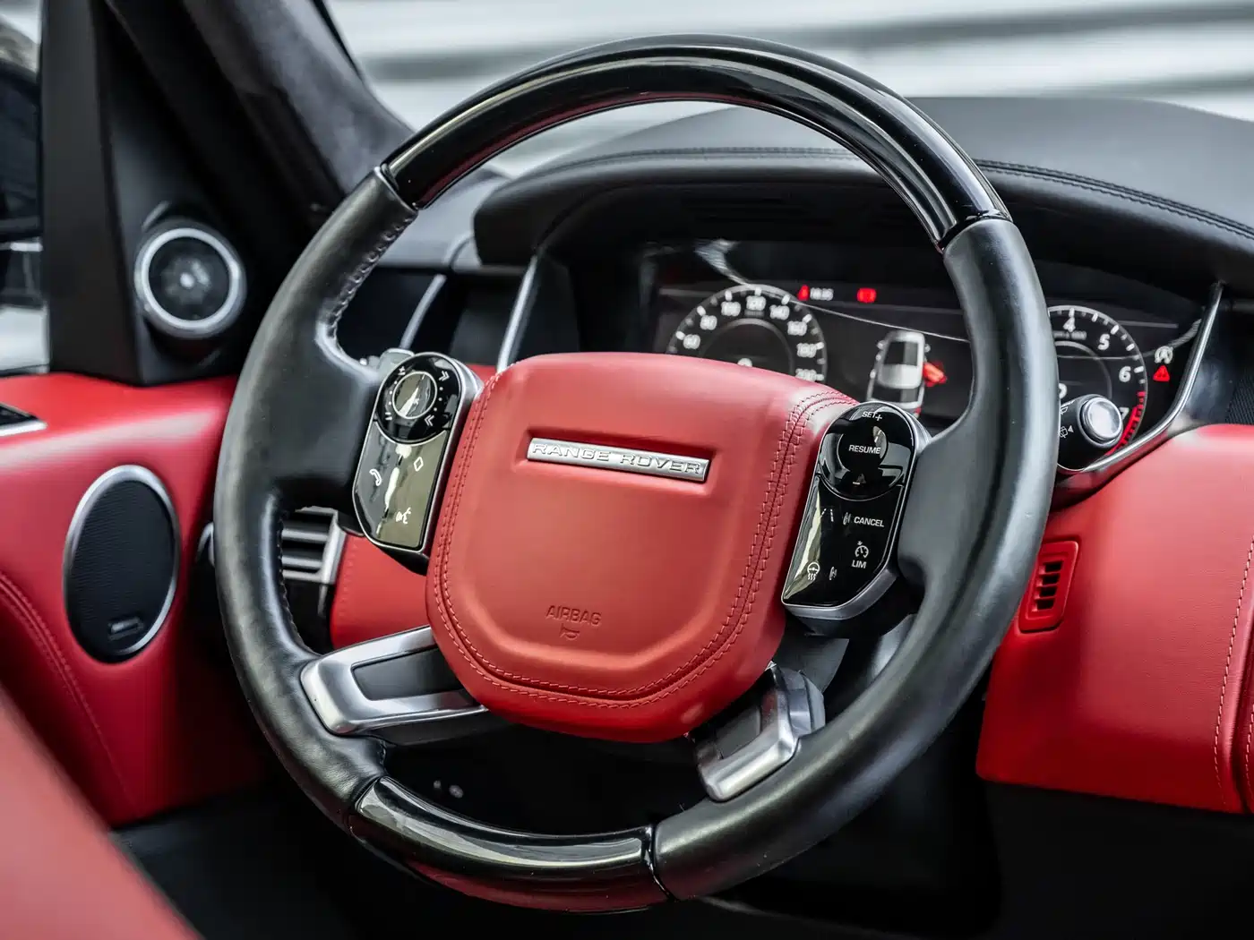 Land Rover Range Rover 2020 3.0 L6 Supreme Creation Extended Version фото 9