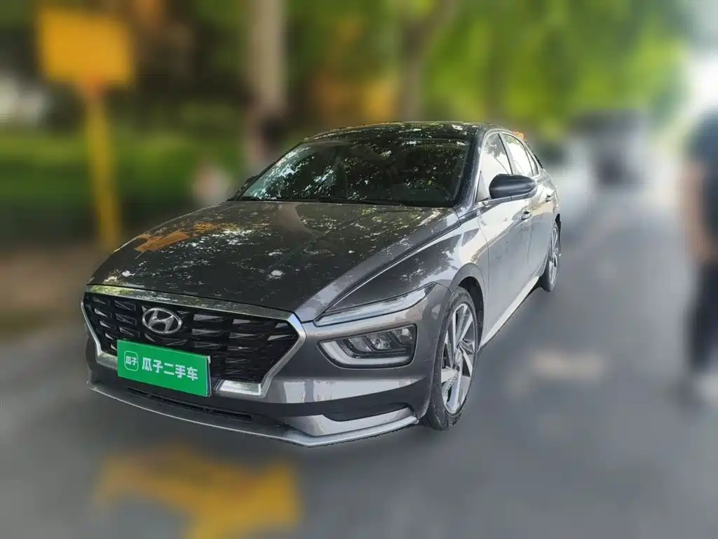 Hyundai Mistra 2021 1.8L CVT LUX Premium фото 2