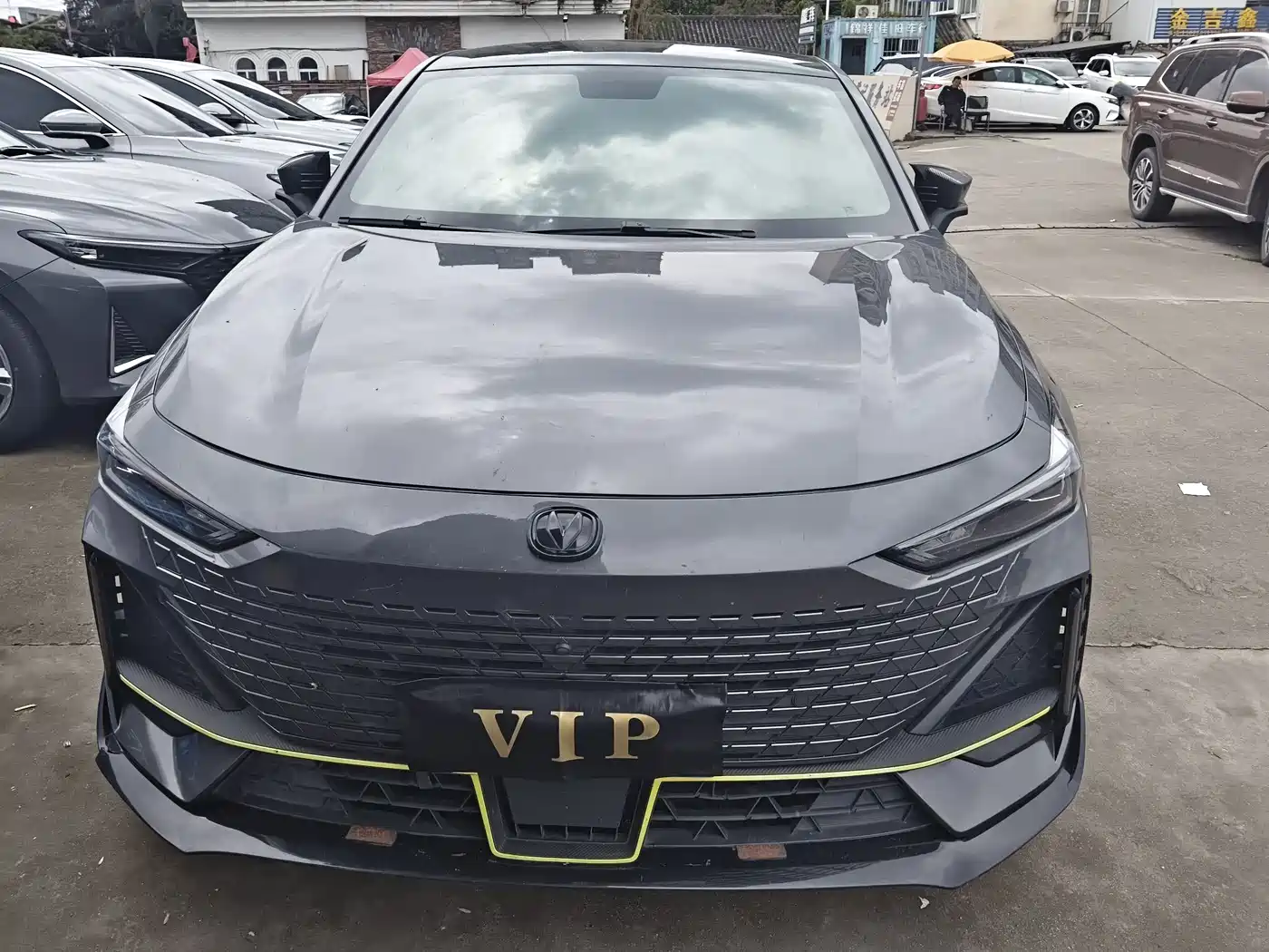 CHANGAN UNI-V
