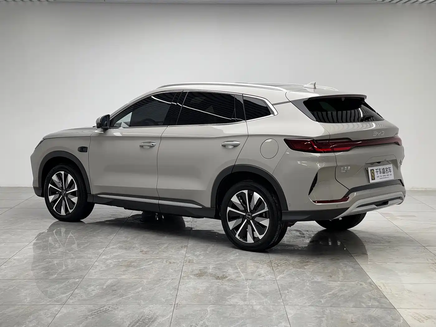 BYD Song PLUS PHEV 2025 DM-i Smart Drive Edition 112KM Noble фото 4