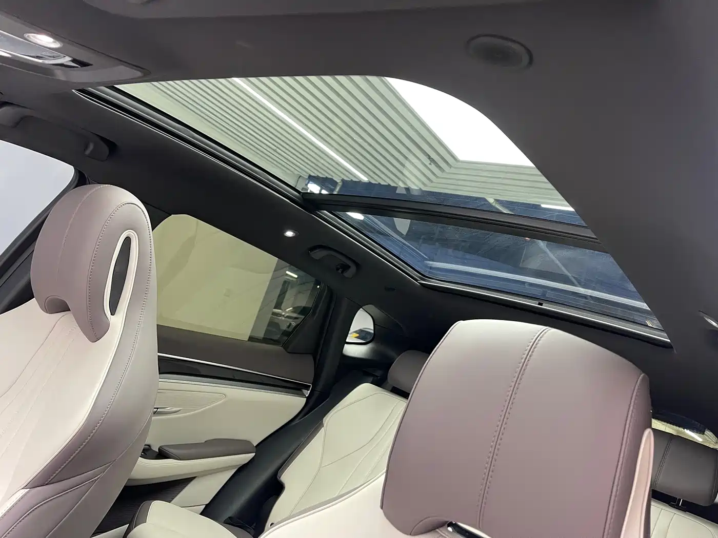 BYD Song PLUS PHEV 2025 DM-i Smart Drive Edition 112KM Noble фото 14