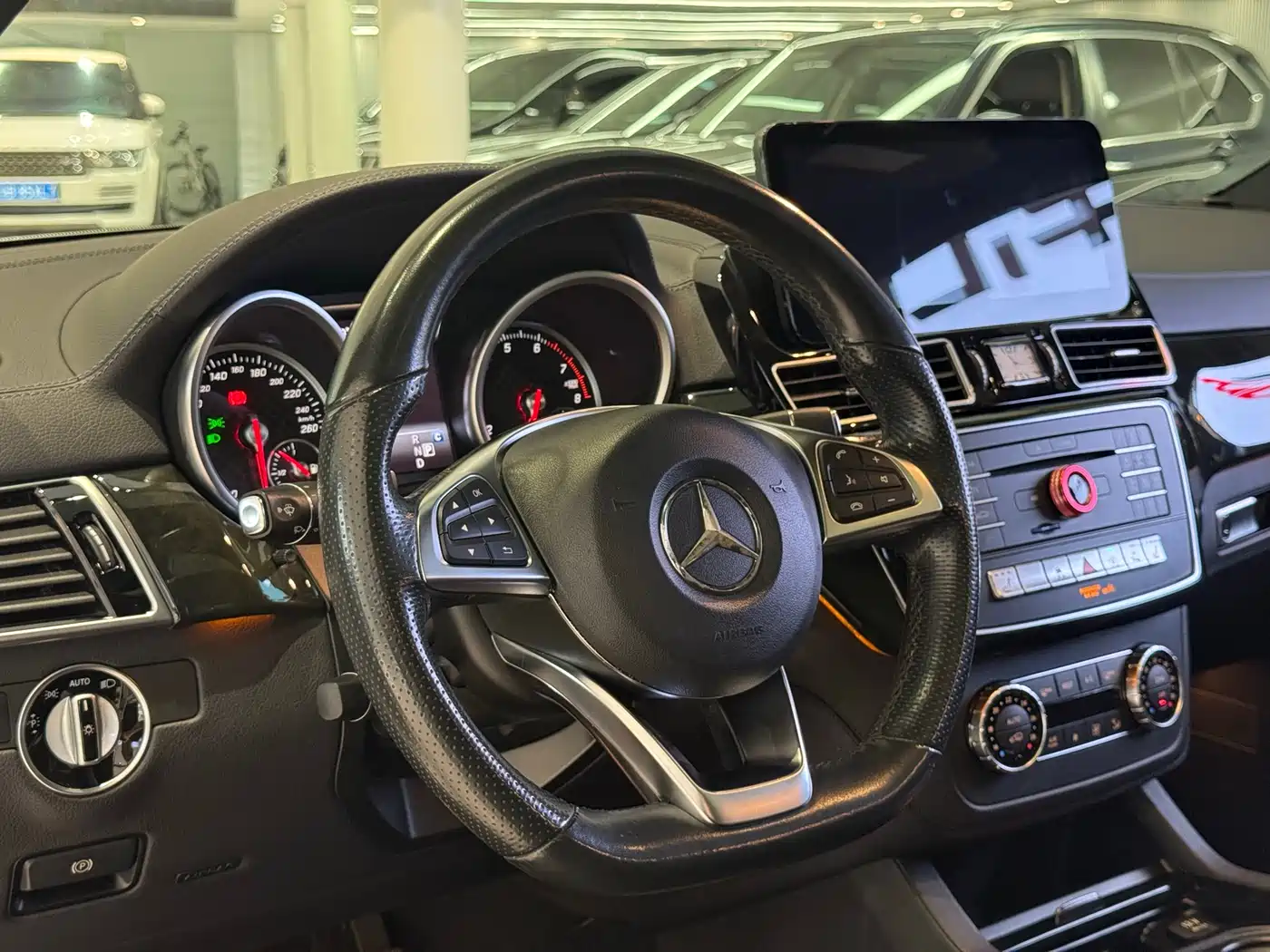 Mercedes-Benz GLE Coupe AMG 2017 AMG GLE 43 4MATIC Coupe SUV фото 5