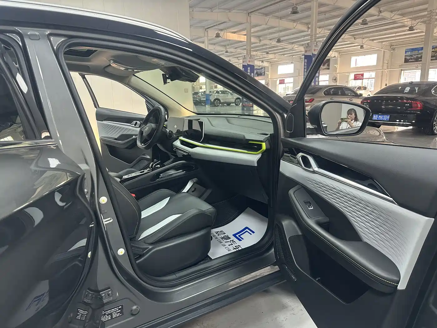 Geely Coolray 2024 2023 Bin Yue COOL 1.5TD DCT Champion Edition
