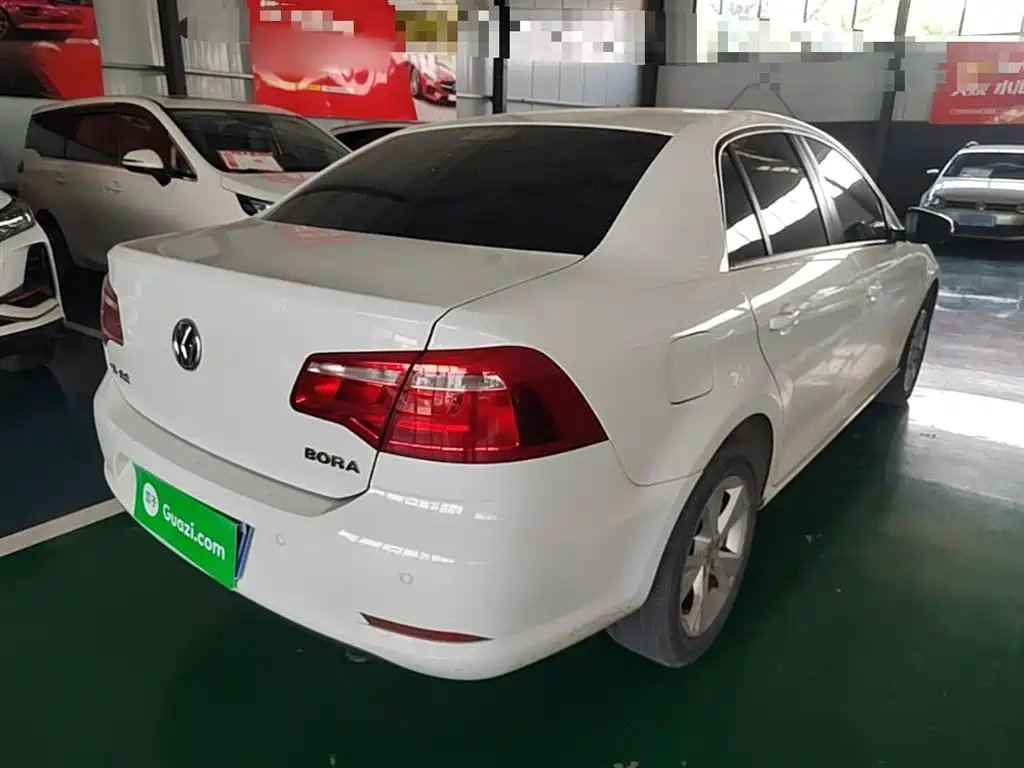 Volkswagen Bora 2015 Quality Edition 1.6L Manual Fashion фото 7