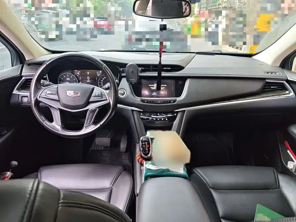 Cadillac XT5 2018 28T 4WD Luxury фото 13