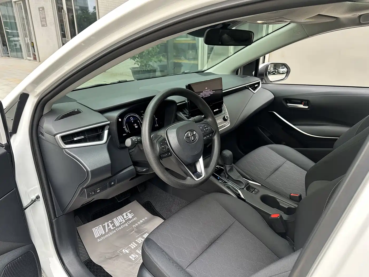 Toyota Corolla 2023 1.8L Smart Hybrid Dual Engine Elite Edition фото 7