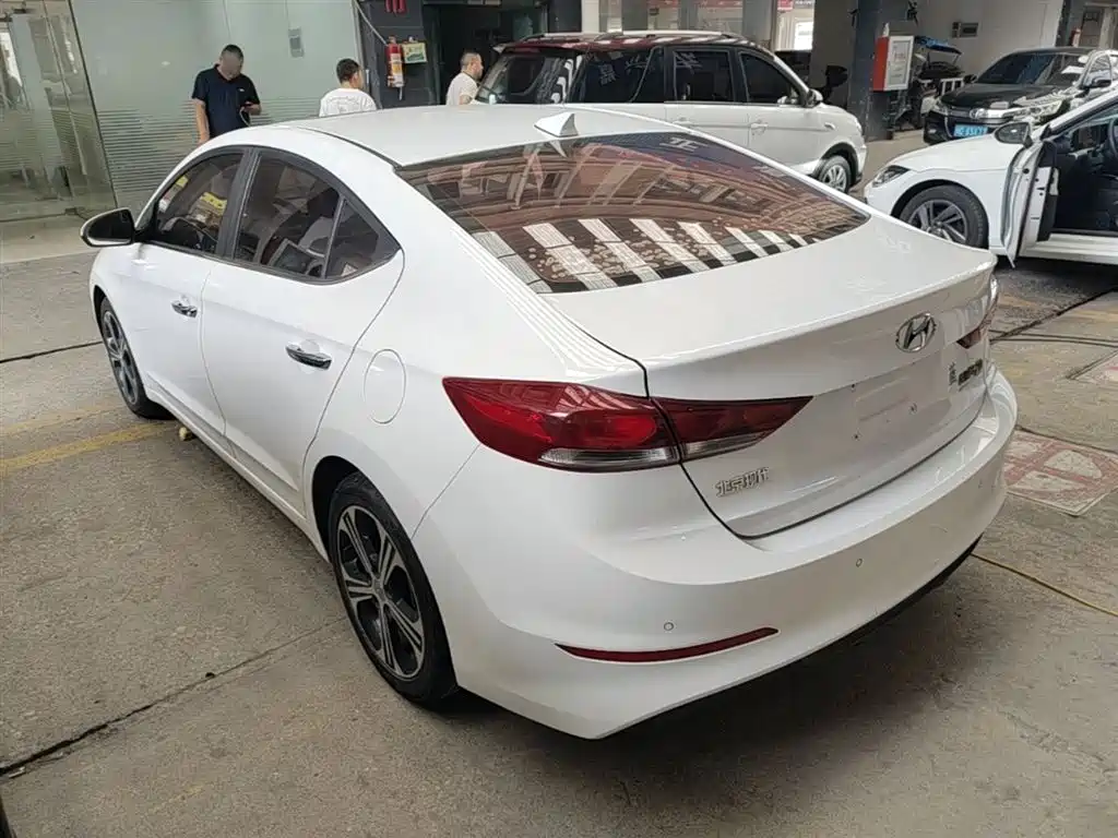Hyundai Elantra 2019 1.4T Dual-clutch XuanDong·Vitality Type фото 22