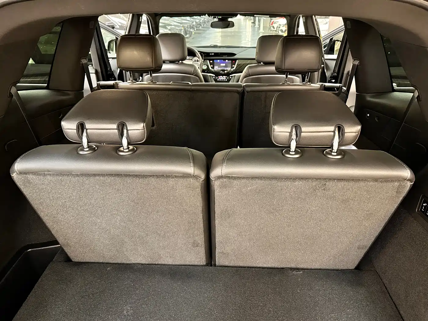 CADILLAC XT6