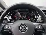 Photo 18 - Volkswagen Touran