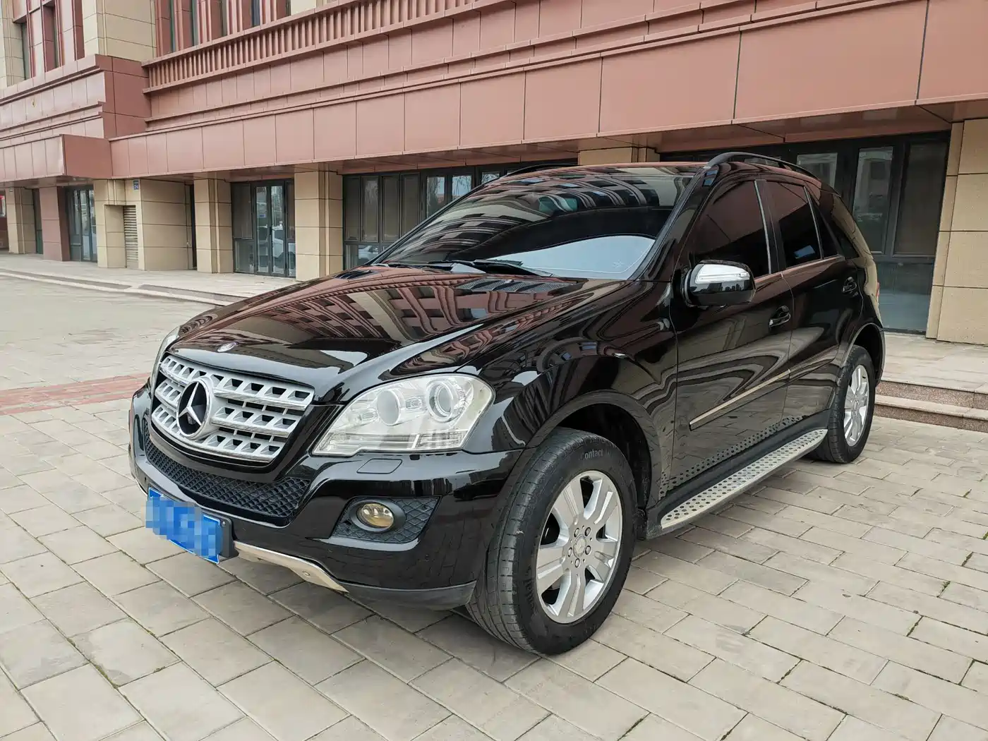 Mercedes-Benz M-Class 2010 ML 300 4MATIC