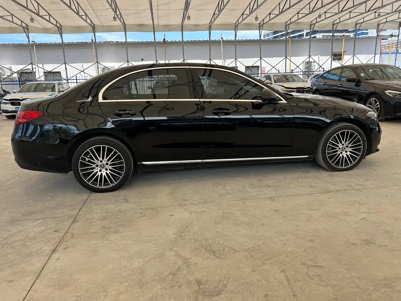 Mercedes-Benz C-Class 2024 Facelift III C 260 L Night Sport Edition фото 12