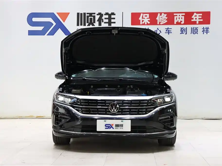 Volkswagen Passat 2023 Facelift 330TSI Luxury Edition фото 18