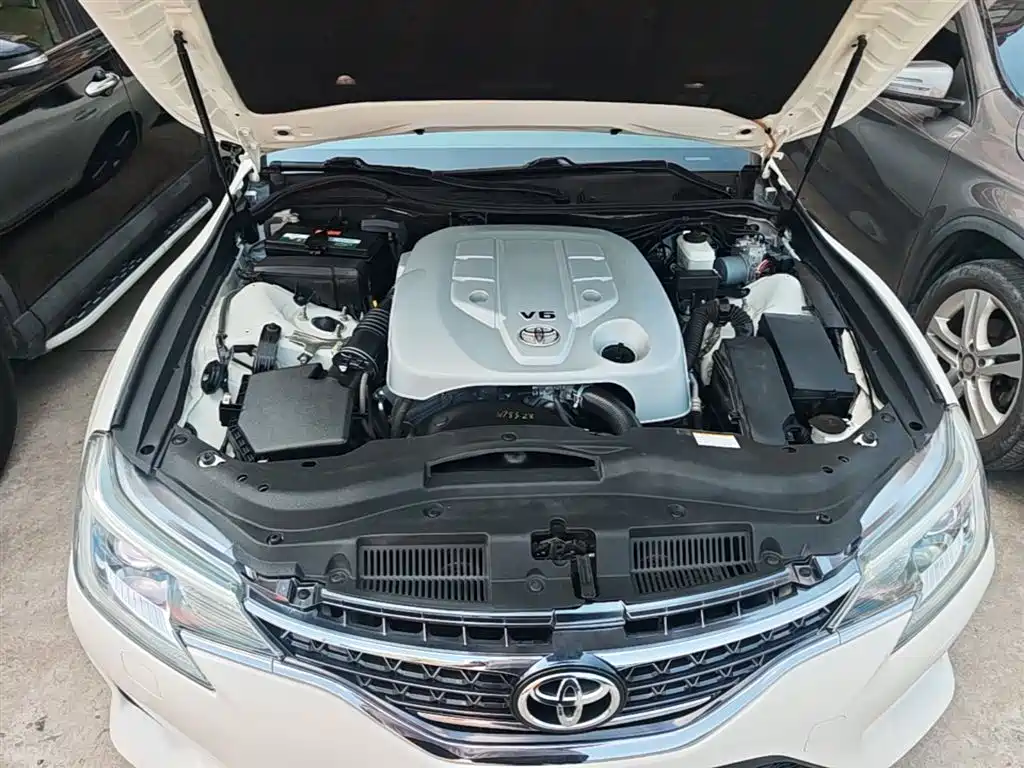 Toyota Reiz 2013 2.5V Premium Edition фото 20