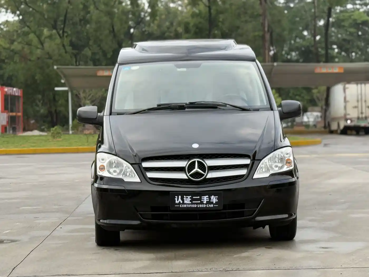 Mercedes-Benz Vito 2013 Model 3.0L Elite Edition фото 2