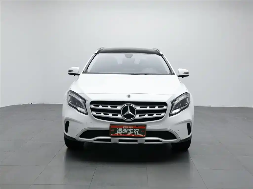 Mercedes-Benz GLA 2018 GLA 200 Fashion фото 3