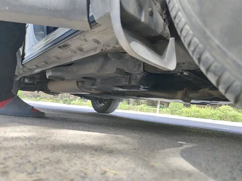 Toyota RAV4 Rongfang 2016 2.5L Automatic 4WD Elite фото 18