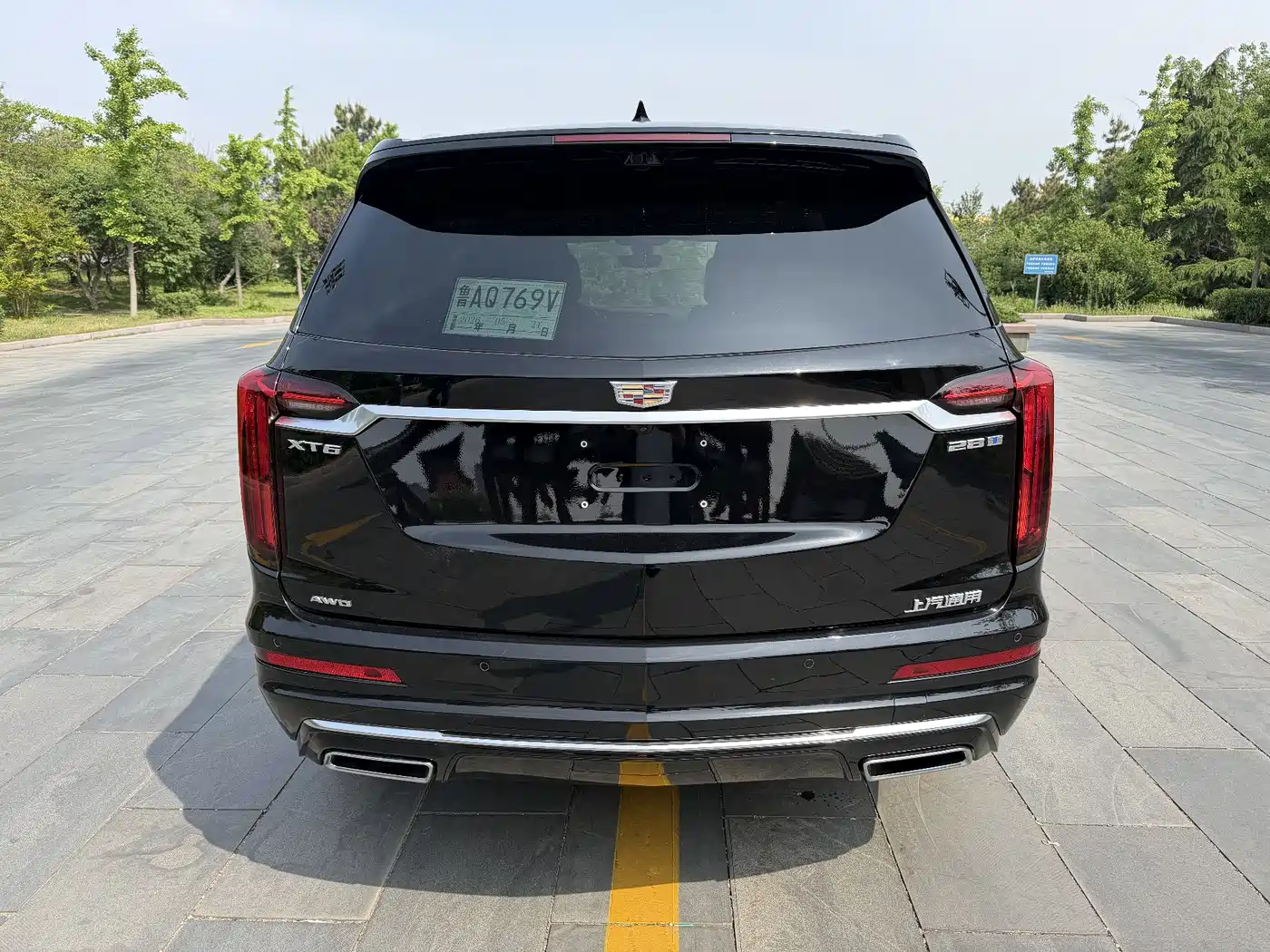 CADILLAC XT6