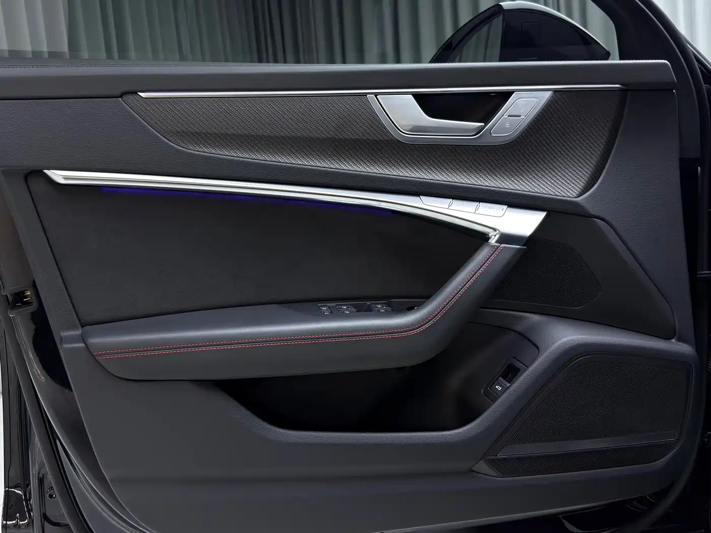 Audi RS 6 2022 RS 6 4.0T Avant фото 18